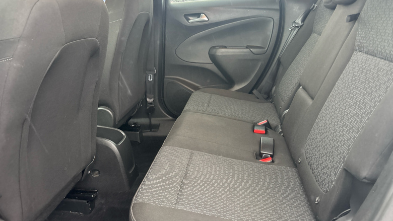 Vauxhall Crossland X 1.2T ecoTec [110] SE Nav 5dr [6 Speed] [S/S] Petrol Hatchback